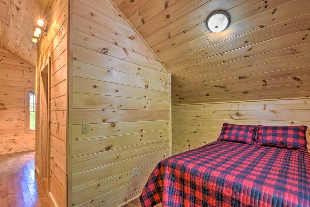 Murphy Cabin With Spacious Deck And Forest Views! 외부 사진
