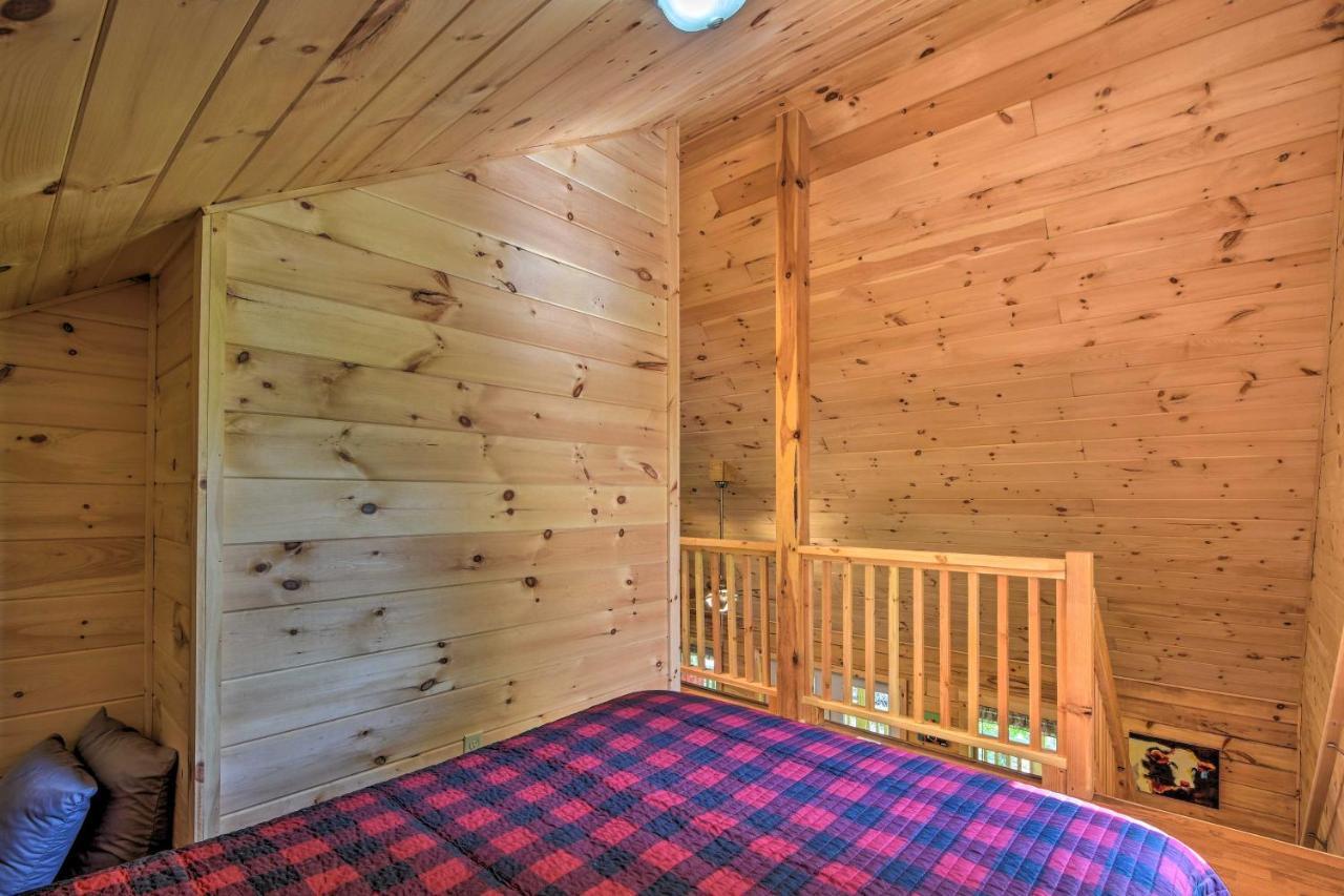 Murphy Cabin With Spacious Deck And Forest Views! 외부 사진